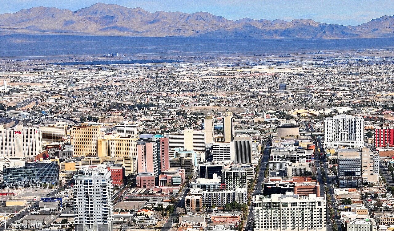 Downtown & Symphony Park — Las Vegas (photo: Mike McBey, CC BY 2.0)