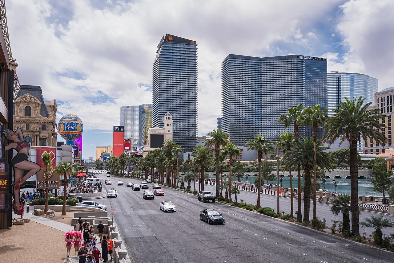 Strip & CityCenter — Las Vegas (photo: Christian David, CC BY-SA 4.0)